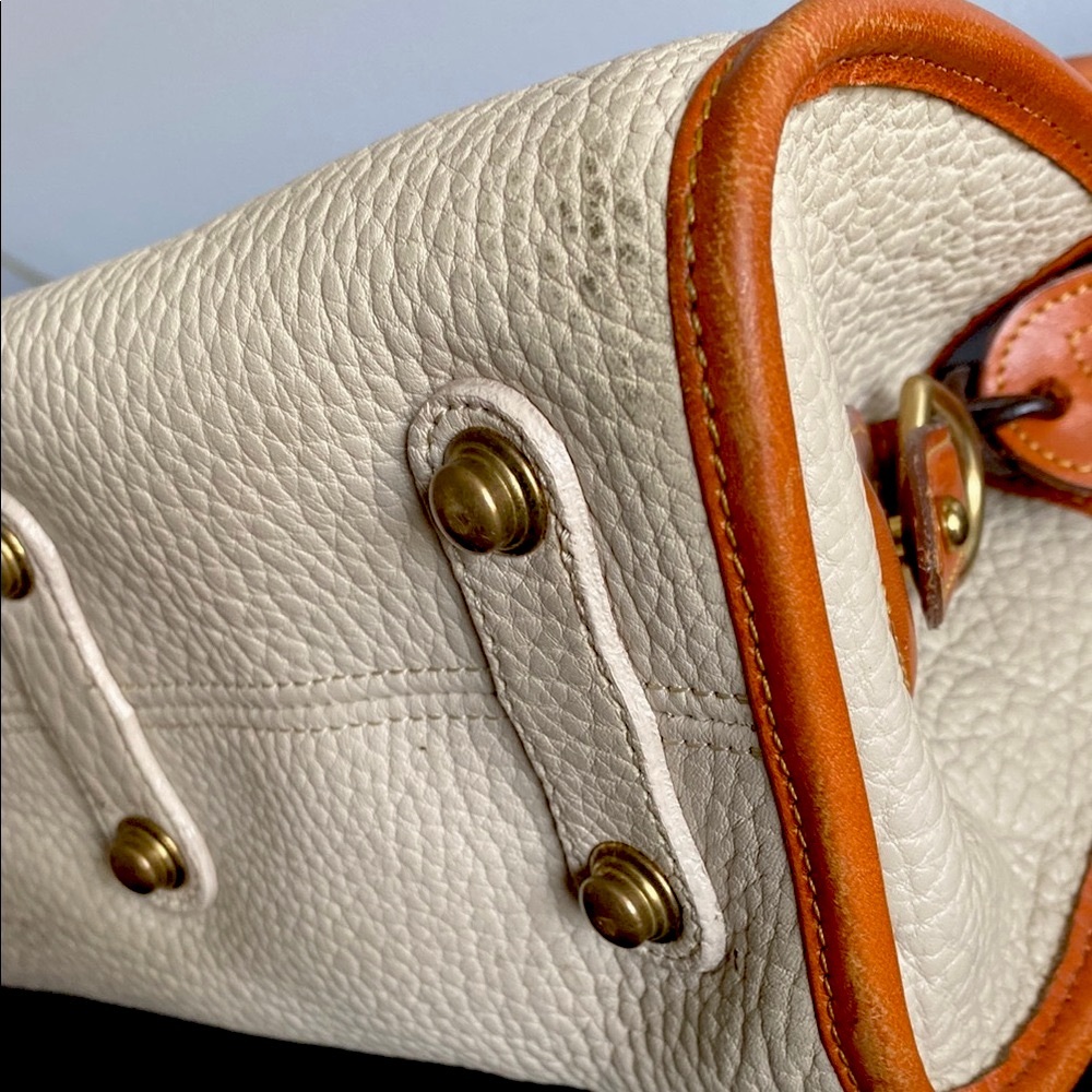 Dooney & Bourke Orange and Cream Leather Bag - Picture 9 of 12